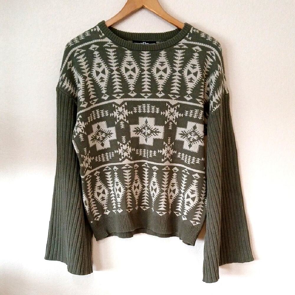 Rowdy Crowd Fair Isle Print Green Sweater With Large Drape Sleeves